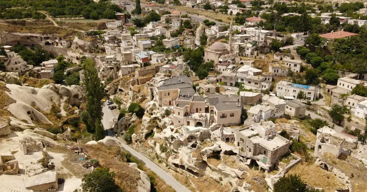 10 Mejores Hoteles Cueva en Capadocia (Económico a Lujo)